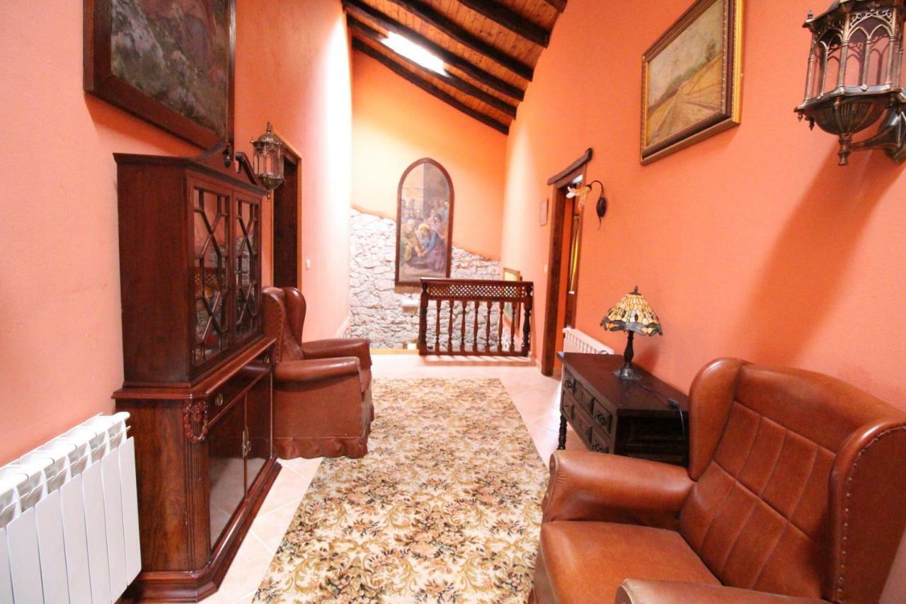 Posada De Bielva Exterior photo